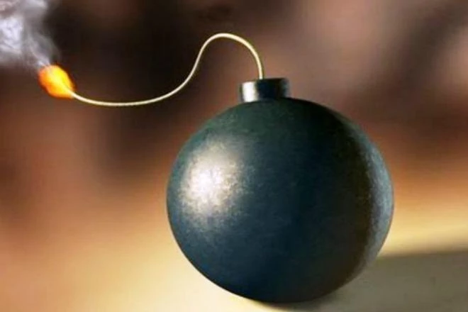 «Επικίνδυνα παιχνίδια χρέους»: Η «βόμβα» που απειλεί την παγκόσμια οικονομία